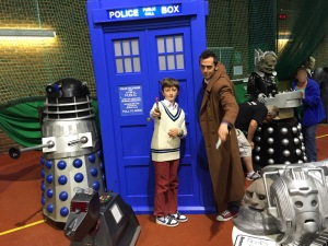 Tenth and Fifth Doctor Cosplay with TARDIS