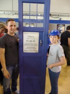 Luke and his TARDIS door at Film & Comic Con Bournemouth